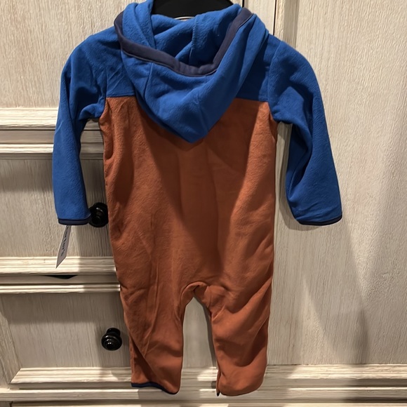 Carter 18 month onesie - Picture 3 of 3